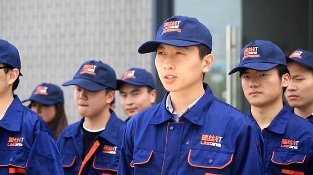 未来五年: 提高工人待遇, 体现新时代蓝领工人的