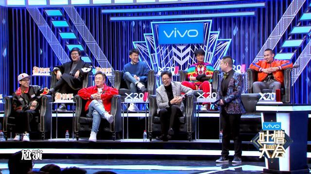 筷子兄弟嘲笑《我们不一样》太土, 网友: 小苹果