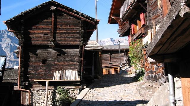 外国小镇严重人口荒,倒贴70万全球招募移民,有