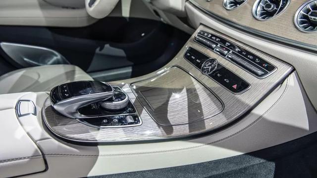 最美宝马刚发布,最美奔驰全新CLS也来了|洛杉矶车展