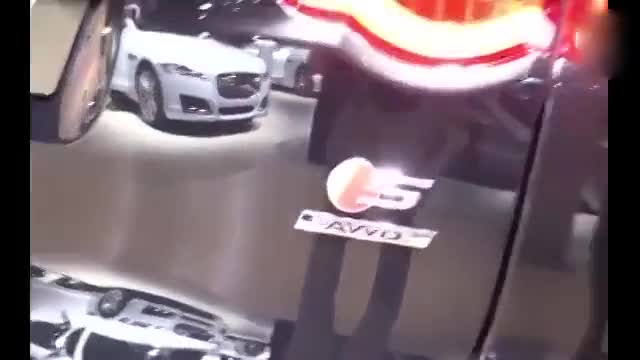 捷豹哭了,进口四驱SUV,怎么降价都没人买,销量惨淡原因在此