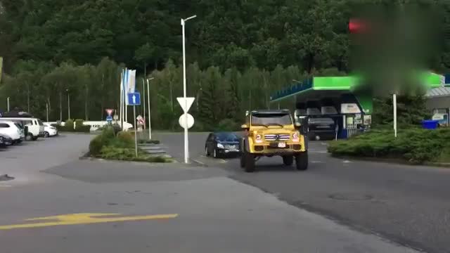 奇葩SUV,你觉得能和悍马相比？