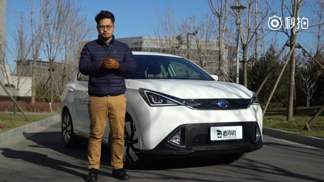 16万的纯电SUV，三块大屏称霸一方