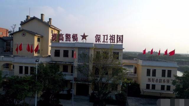 这里是《芳华》的拍摄地,冯小刚耗资数千万建成,已成旅游景点