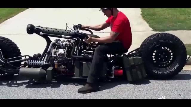 双涡轮增压柴油末日战车 疯狂的摩托  ​