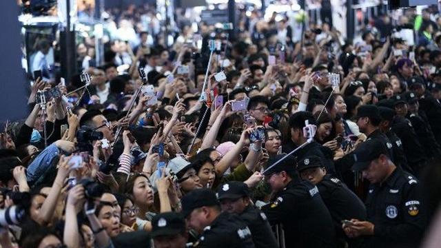 军事要闻：周浦的站姐去哪儿了_追星族必看_最新动态与寻找攻略全解析