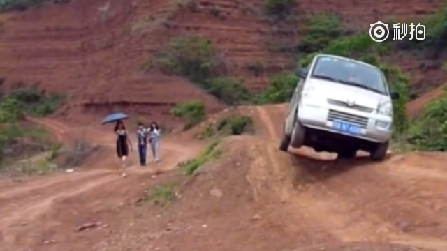 五菱神车又上路，这越野丝毫不输给SUV
