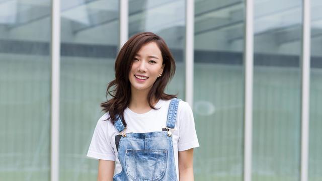 看着很不像来自内蒙古的明星, 原来粗狂的草原