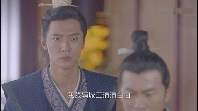 胡冰卿没眉毛还一头奶奶灰看着真尬! 张丹峰皮