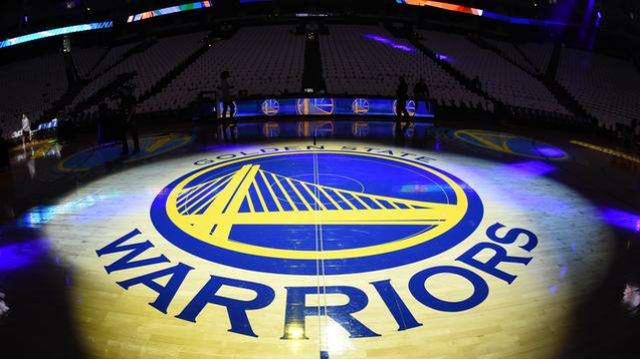  勇士队再创辉煌 勇夺NBA总冠军彰显王朝底蕴