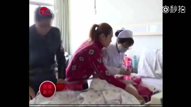 小女孩洗澡高清播放 激光打近视眼后悔死了