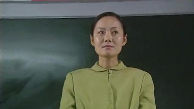 《快乐星球》中的东方老师,现在真的成了老师