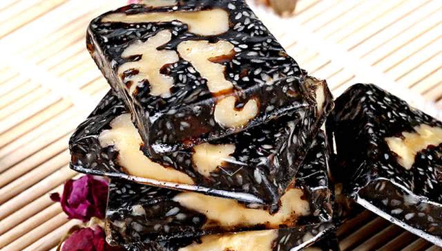 女人过了40岁,每天吃一点它,不贫血,不发胖,卵