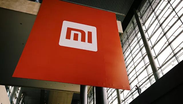 小米市值2000亿 108f-fwnpcnt0965553.jpg