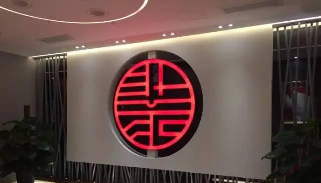 去过电影院不少,但这种私人的超级VIP级私人影