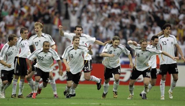 05年德国足球队在挫折中前进,带你了解德国足