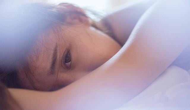 女人动情了,这5个信号,说明想和你发生点什么