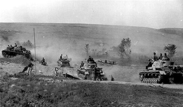 苏德战争前期苏联惨败,因其五年前介入了西班