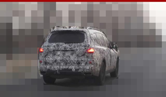 宝马全新大型SUV-X7国内 即将亮相!