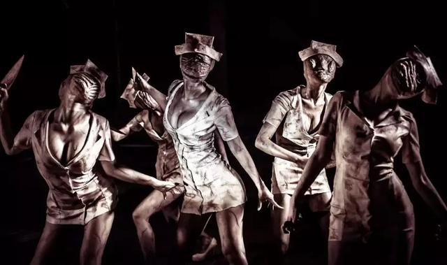 如果外星人想占领地球,如何快速的毁灭人类?