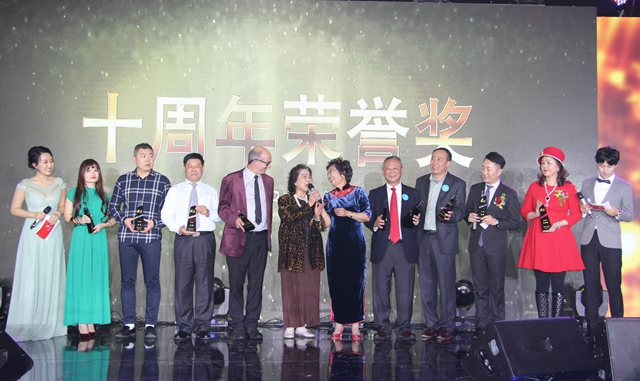 都是今年成立基金业绩差距却挺大！扛住“开局暴击”的收星空体育- 星空体育官方网站- 星空体育APP下载益翻番