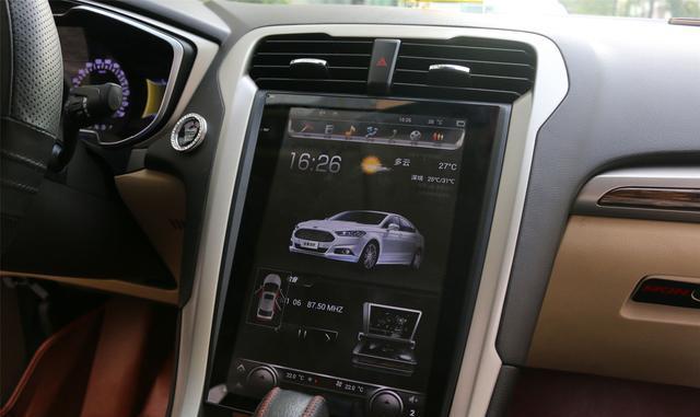 畅影新蒙迪欧12.1英寸竖屏导航 这气质“大”有可观