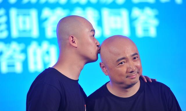 徐峥和陶虹最为奇葩的一对了，非常的开放