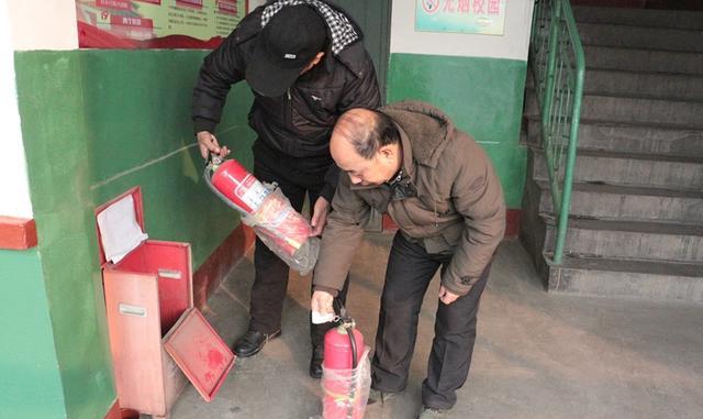 井陉矿区北寨学校开展元旦假期前安全教育活动