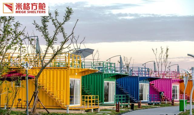 营地设备齐全,集装箱酒店,接待中心,房车,泳池等