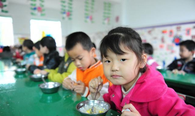 孔融让梨不可取，甚至会导致反面教育意义