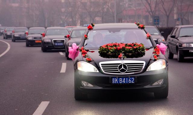 结婚当天,丈母娘突然要双倍彩礼,一气之下接了