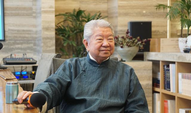 《芳华》遇冷的画外音:狂欢后的寂寞,小地方难