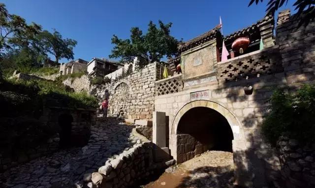 以井陉县大梁江村为例:探讨古村落旅游规划设