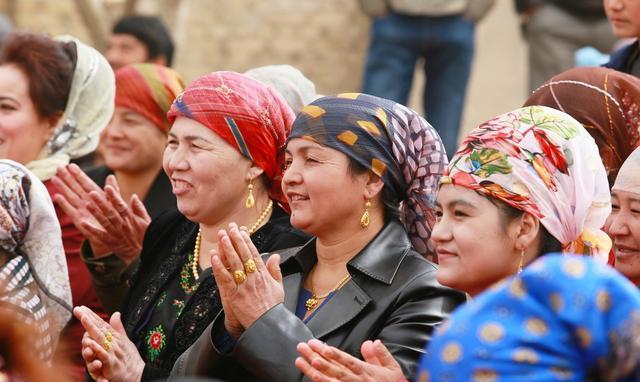 中国只有回族是穆斯林吗？中国穆斯林的人口数量及地域分布！