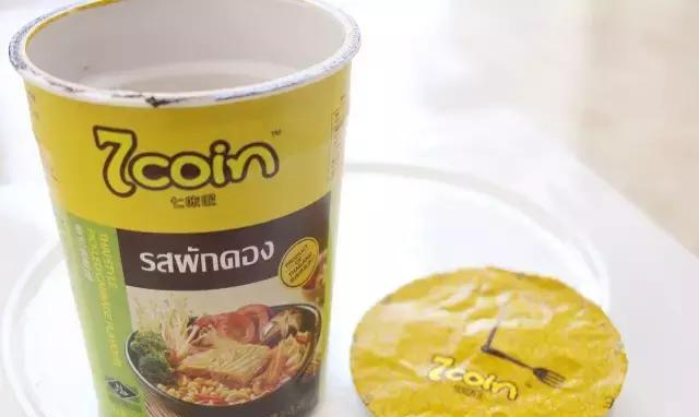 实测!小微用生命告诉你哪款网红方便面最好吃