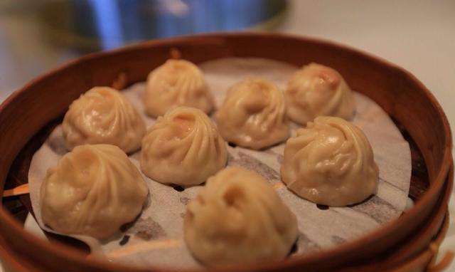 以特色服务促产业发展德信娱乐