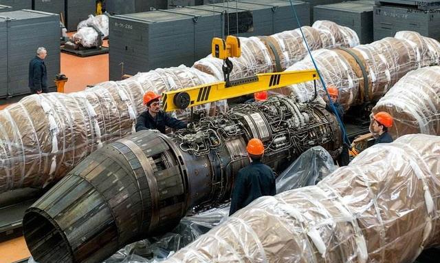 歼10换装矢量发动机预示着 歼20马上就要突破