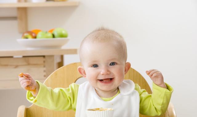 宝宝不爱吃饭?宝宝偏食?宝宝是吃货?四种方法