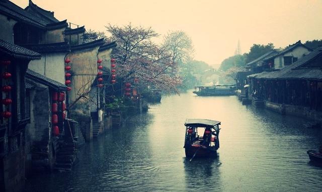 十年一觉扬州梦,赢得青楼薄幸名--一天一首古诗