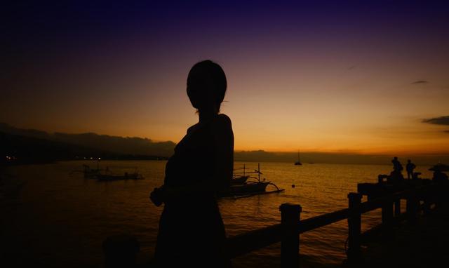 最悲哀的爱情莫过于一个懂爱的人遇到了一个不