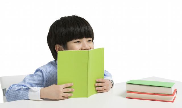 家长抱怨孩子作业多,很多人认为现如今的老师