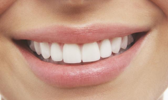 正文    一,34颗以上的人   在相学中,如果一个人的牙齿在34颗以上
