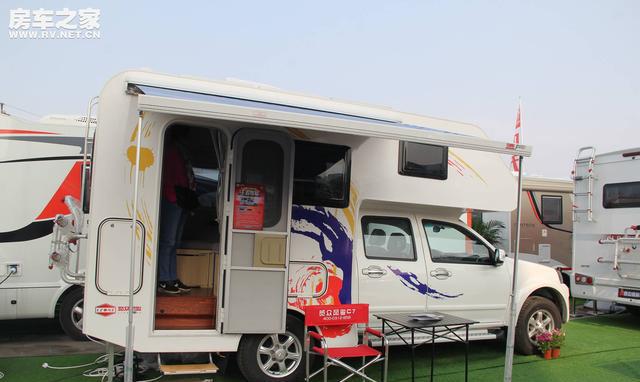 双排分时四驱皮卡房车 不到24万就可拥有