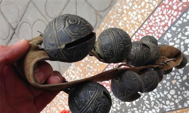 《盗墓笔记》中的老痒究竟是不是吴邪小哥的发