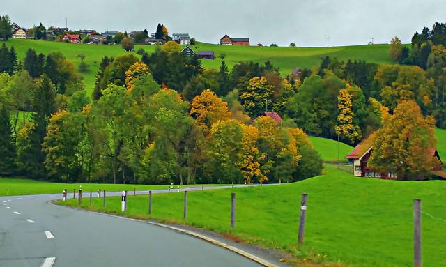 如梦如幻湖光山色,如诗如画壮丽田园,瑞士告诉你最美风景在路上