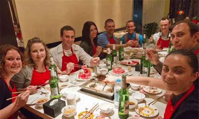 老外称赞中国美食,如果有美食奥运会,中国每年都是东道主