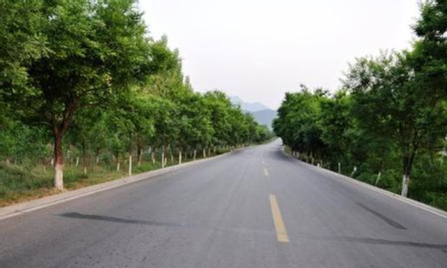 中国最长十大国道排名，其中一条是世界最惊险的公路之一