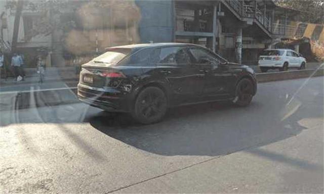 首台奥迪Q8曝光,堪称兰博基尼SUV的低配版,或80万起售太实惠