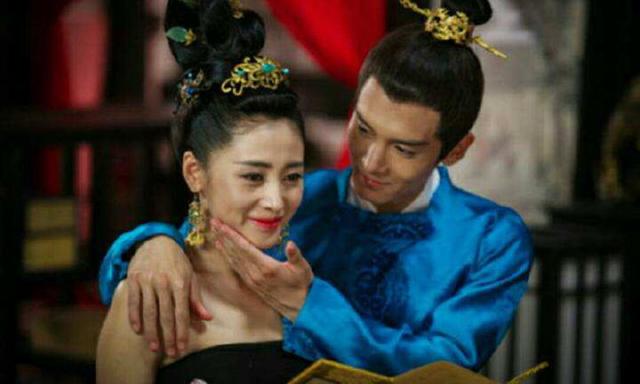 皇帝快死了感叹自己没有儿子,太监不忍说:万岁