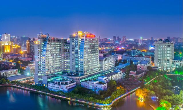 南通大学附属医院赋